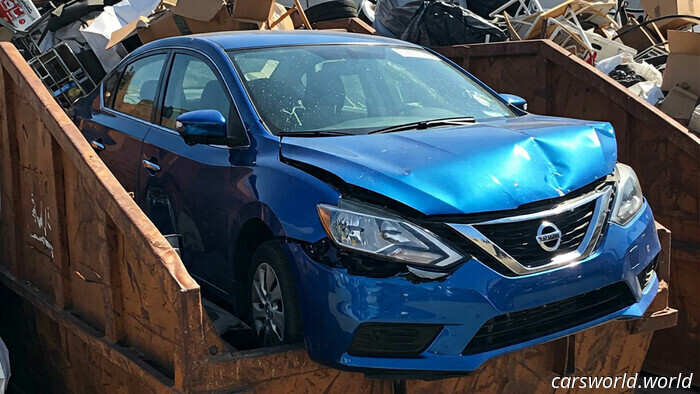 Nissan Понизили До Статуса "Мусорного" Из-За Слухов о Банкротстве | Carscoops